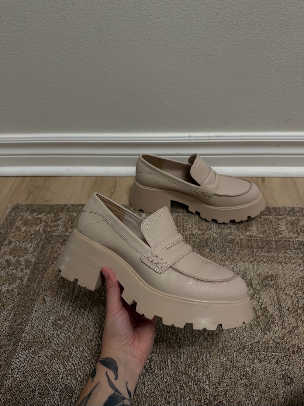 Beige/Light Pink Platform Loafers Size 8 Women